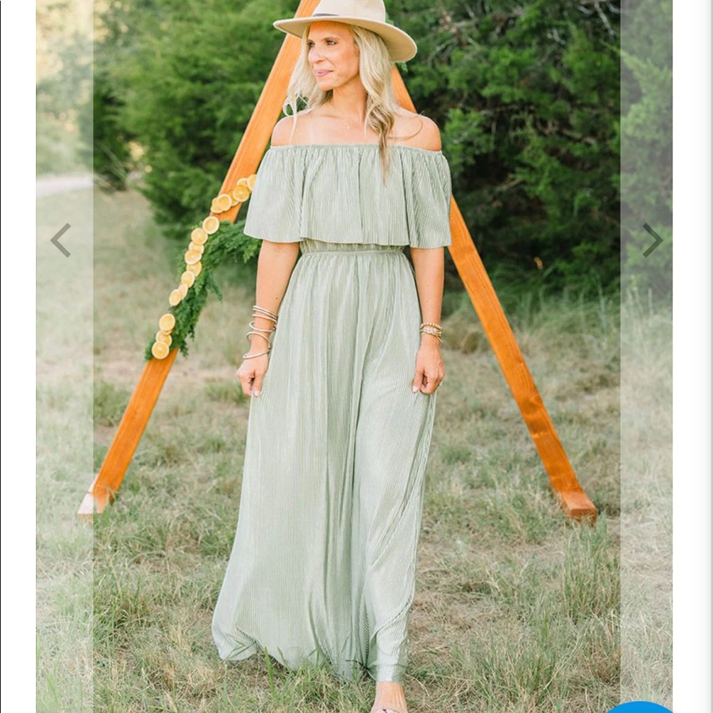 Slow Dancing Ribbed Off Shoulder Maxi Dress- green